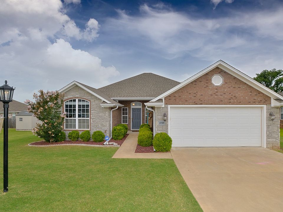 1st image of 2709 Granite Dr