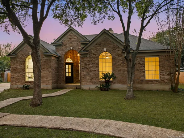 13319 Overglen, San Antonio, TX 78231