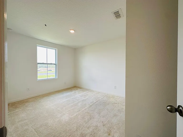 785 Benoi Dr — Photo 19