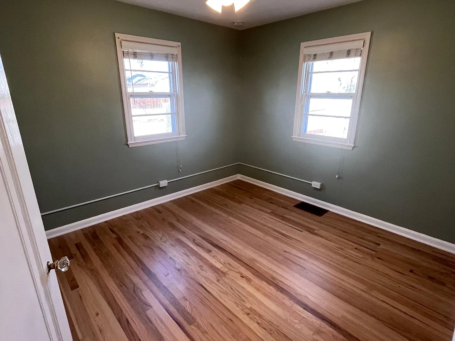 2304 S Ogden Street — Photo 4