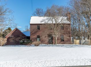 121 Summit Cir, Shelburne, VT 05482