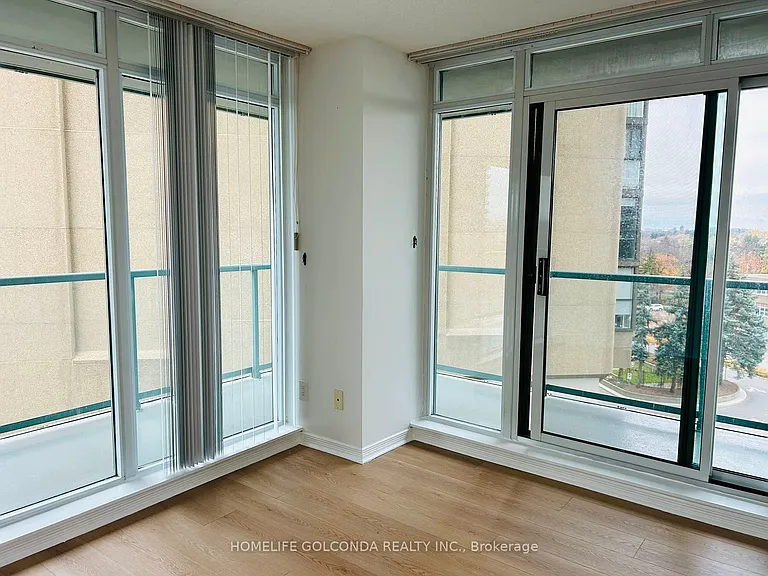 5500 Yonge St #505 — Photo 12