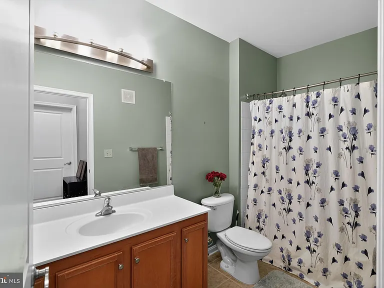 2665 Prosperity Ave #403 — Photo 36