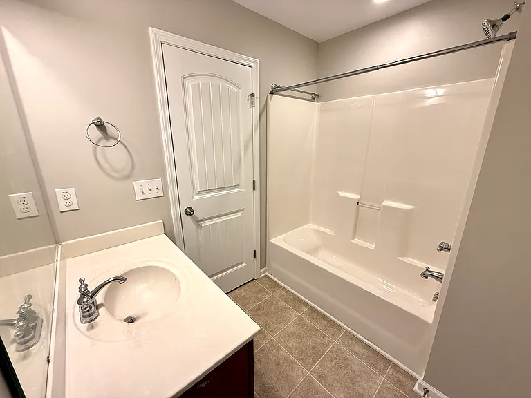514 Dragby Ln — Photo 31