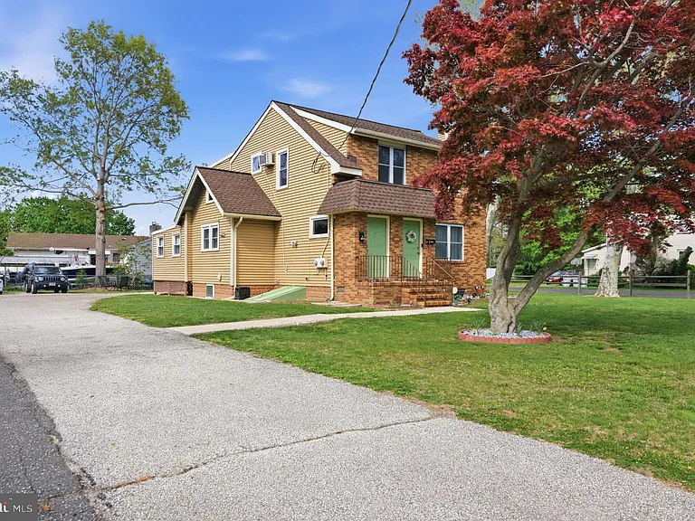 1130 E Park Ave #B — Photo 21