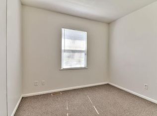 1105 Austin Dr, Urbana, IL