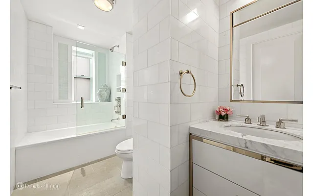 Rented by Douglas Elliman | media 13