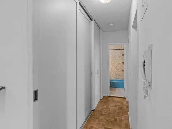 2400 Johnson Avenue image 12 of 24