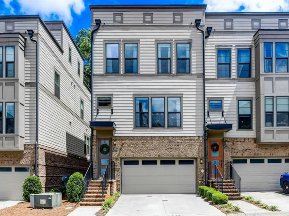 1023 Brandsford St NW, Atlanta, GA 30318