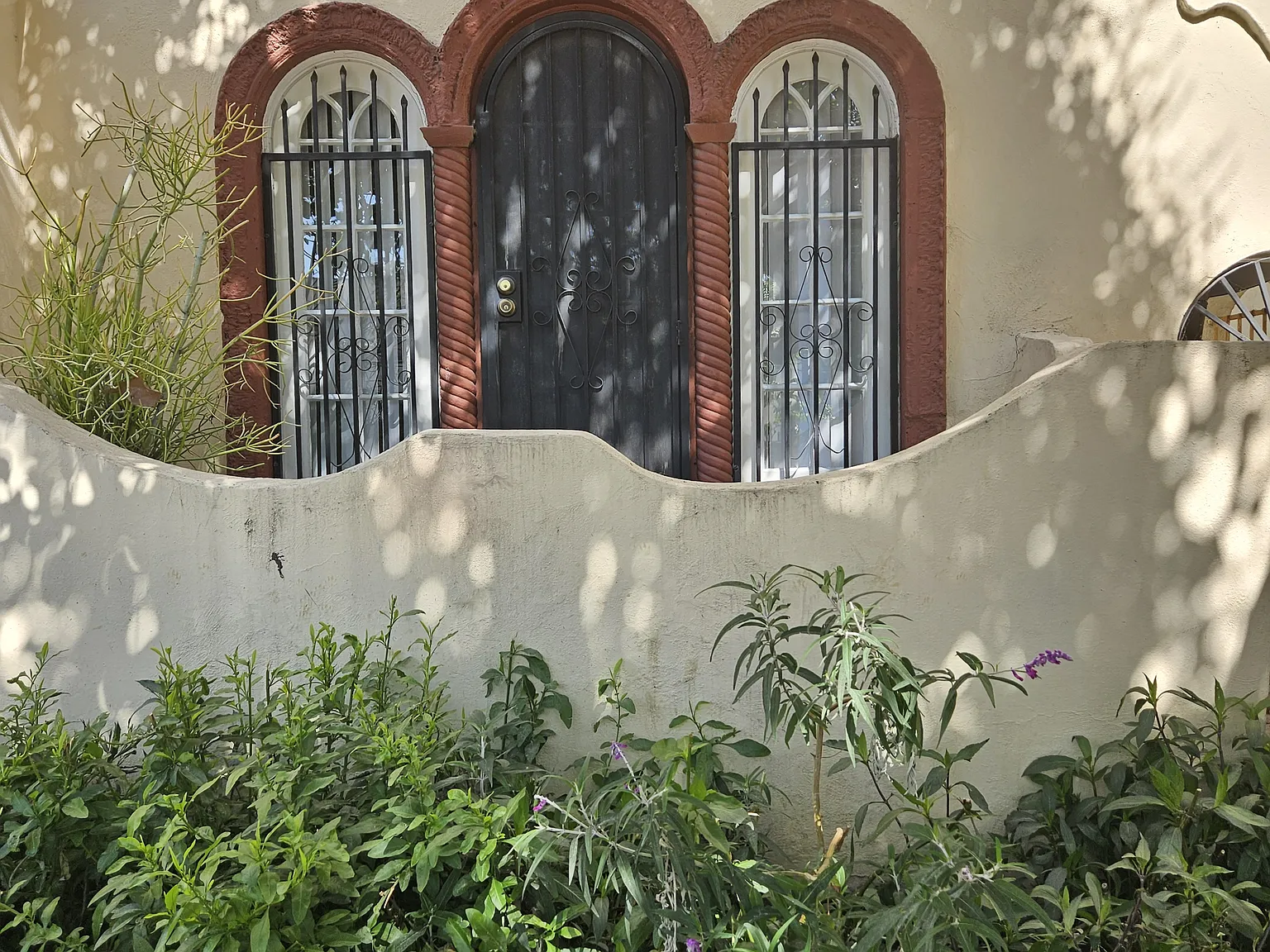 228 S Catalina St — Photo 3