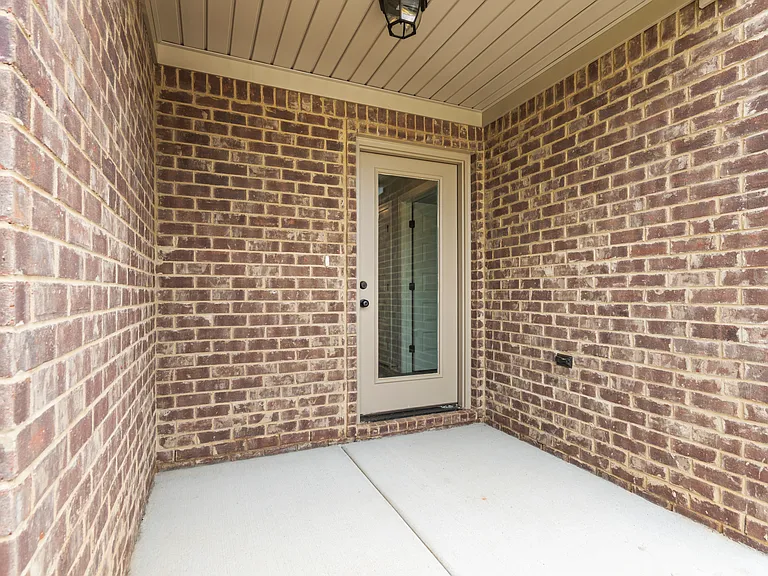 Lucas Ferry Townhomes — Photo 105