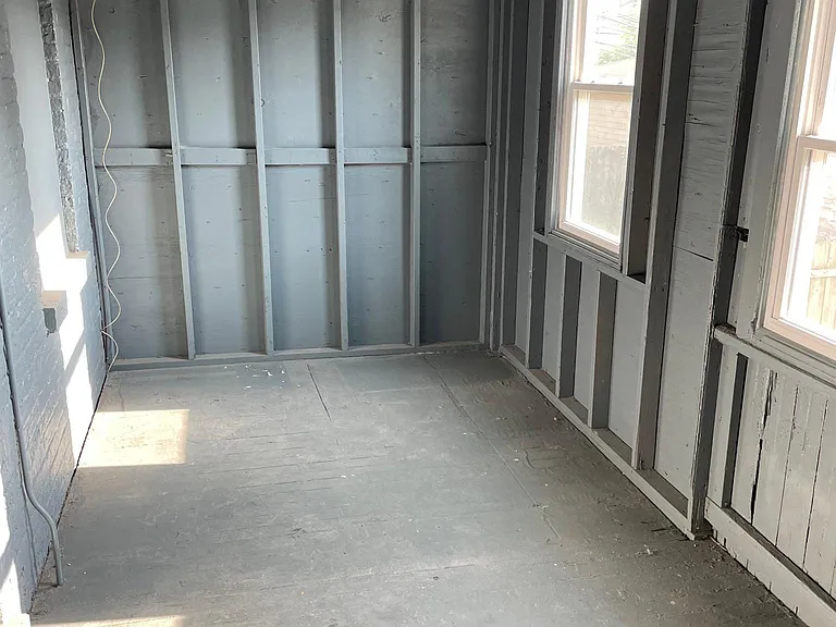 2428 N Avers Ave #1 — Photo 15