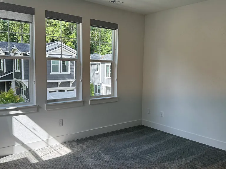 2068 246th Ave SE — Photo 18