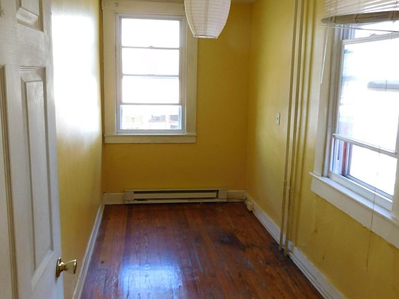 5th image of 47 Maryland Ave APT C