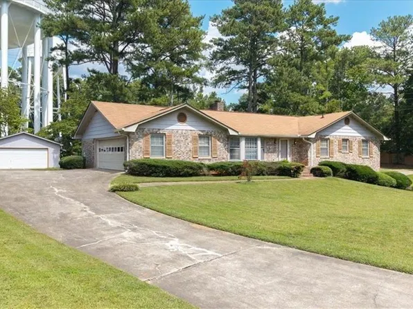 270 Hembree Rd, Roswell, GA 30075