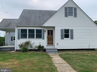 11 Ridgley St, Mount Holly, NJ 08060