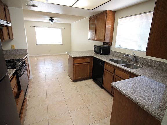 4th image of 278 Manzanita Dr