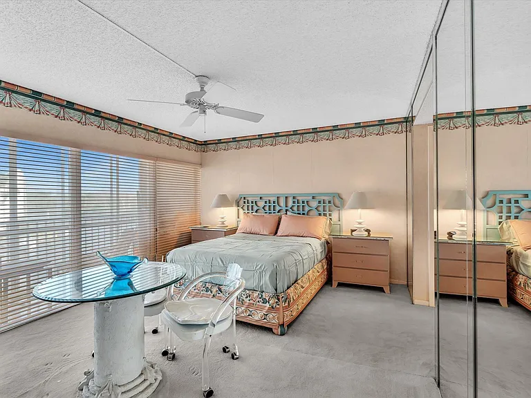 1537 E Hillsboro Blvd #438 — Photo 32