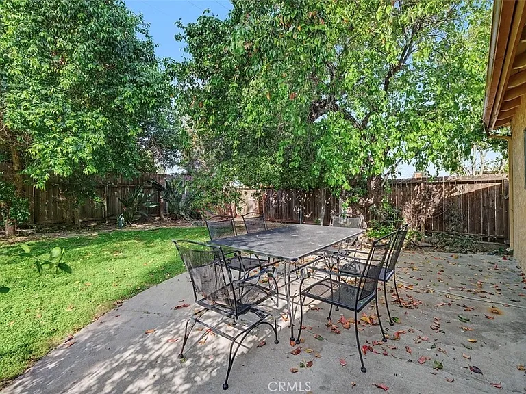 4413 Canoga Dr — Photo 31