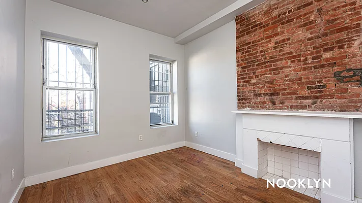Rented by Nooklyn NYC LLC | media 21