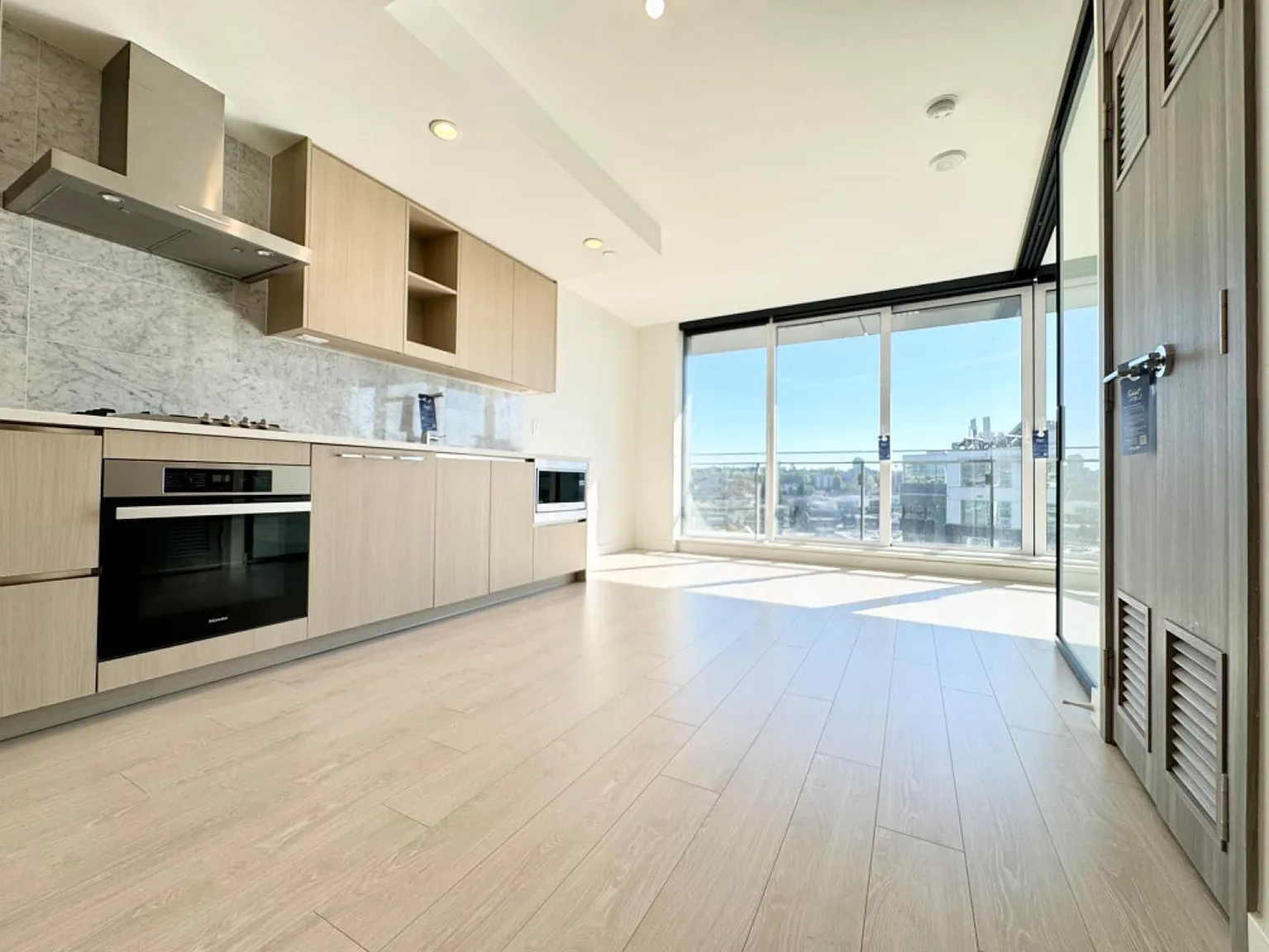 1768 Cook St #1318 photo 1