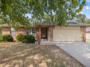 3253 E Colonial Street, Republic, MO 65738