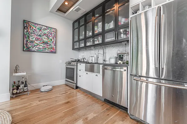 Rented by The KCI Group | media 2