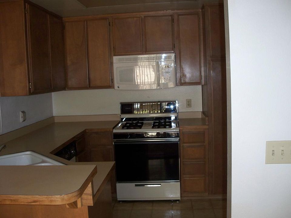 2nd image of 1344 Randolph Cir
