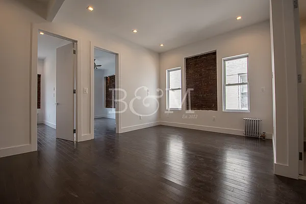 Rented by Brick&Mortar | media 12