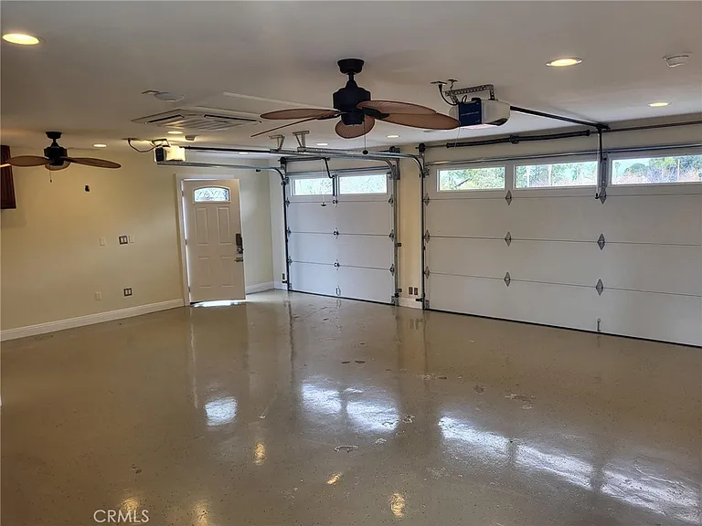 1167 Judson St — Photo 13