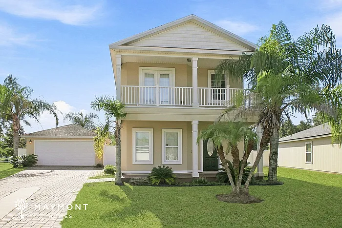 33 S Twin Maple Rd