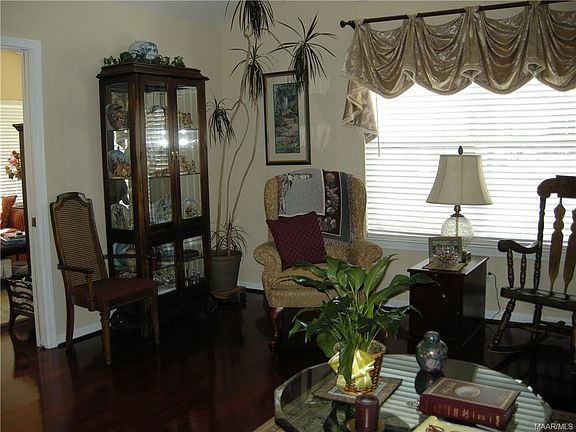 3rd image of 7955 Plum Orchard Way