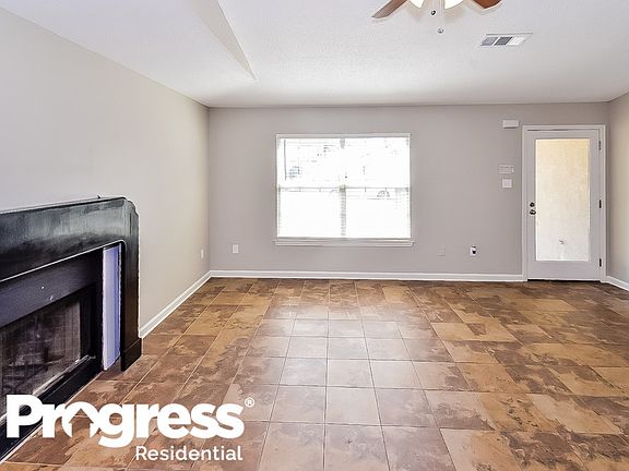 4th image of 1124 Atterbury Cir S