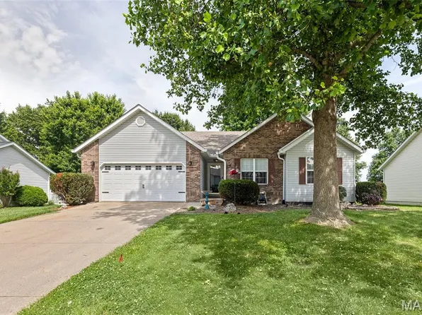 616 Sundance Trl, Troy, IL 62294