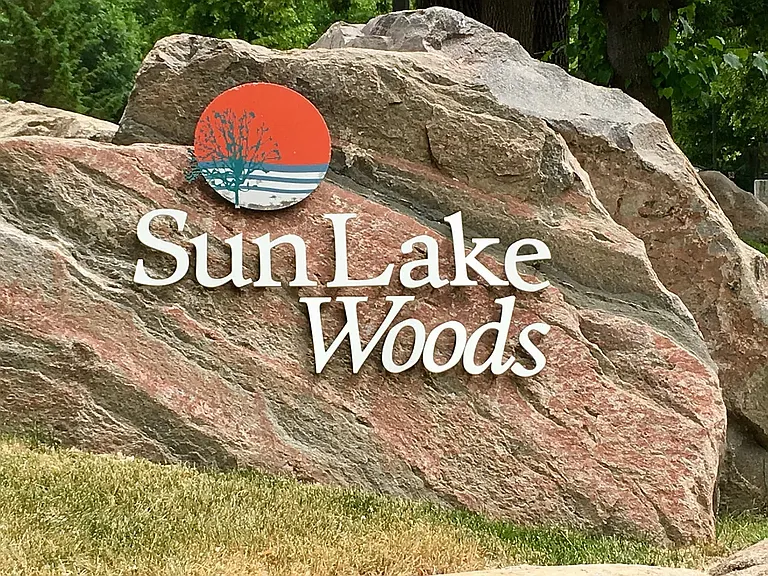 Sun Lake Woods in Chaska, Minnesota