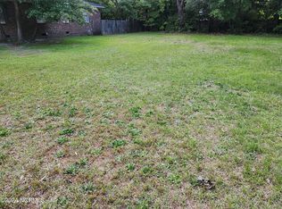 105 Paul Cir, Greenville, NC 27834