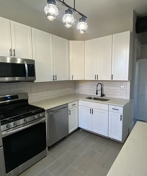 1100 W Marshall St — Photo 6