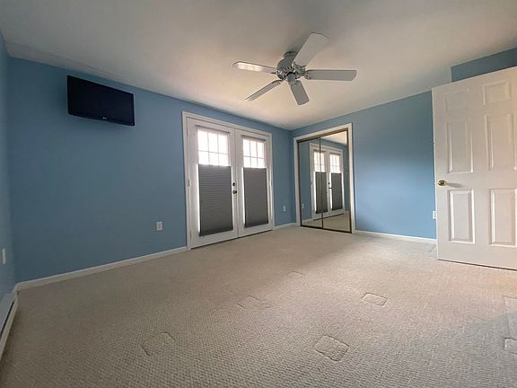 5th image of 118 Washington Rd #56