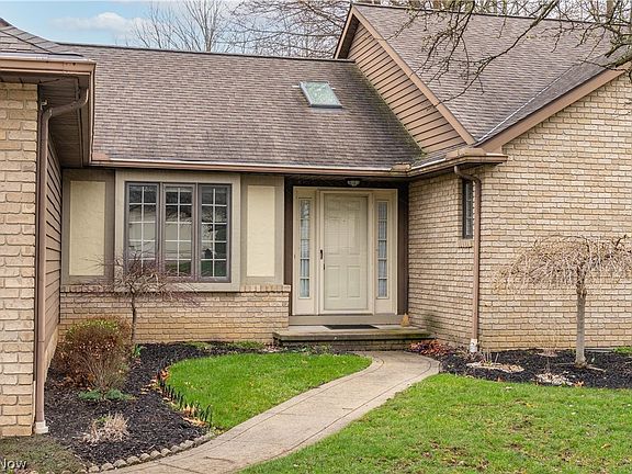 2nd image of 4856 Tree Line Cir NW