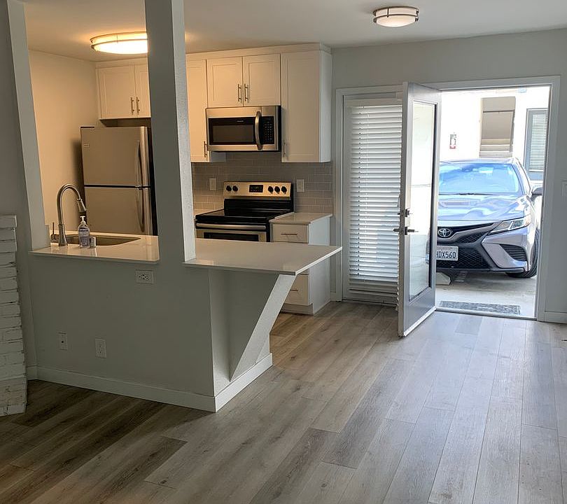 1st image of 3958-3966 Riviera Dr #3958-C