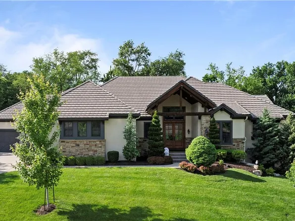 11106 W 146th Ter, Overland Park, KS 66221