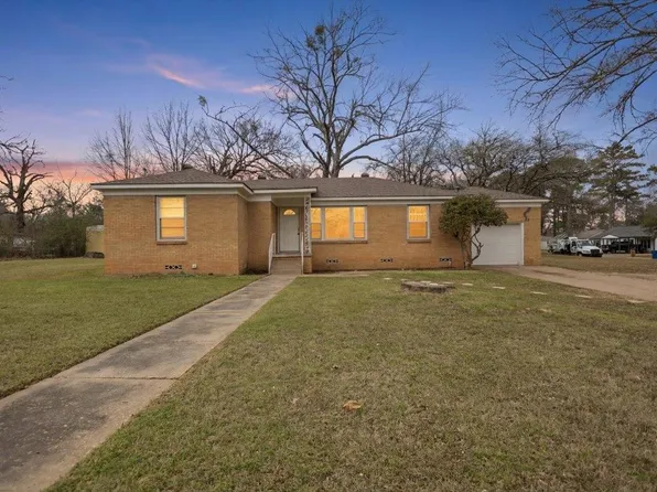 3305 Florence St, Kilgore, TX 75662