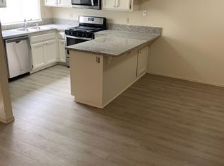 817 Quail Ln APT 19, Bakersfield, CA 93309