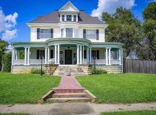 200 E 14th St, Horton, KS 66439