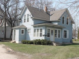 400 Charlotte St SE #1, Willmar, MN 56201