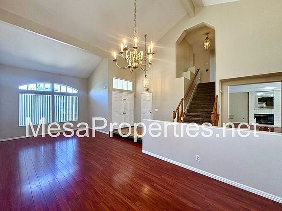5th image of 14383 La Crescenta Ave