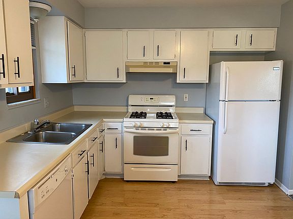 2nd image of 28912 Little Mack Ave