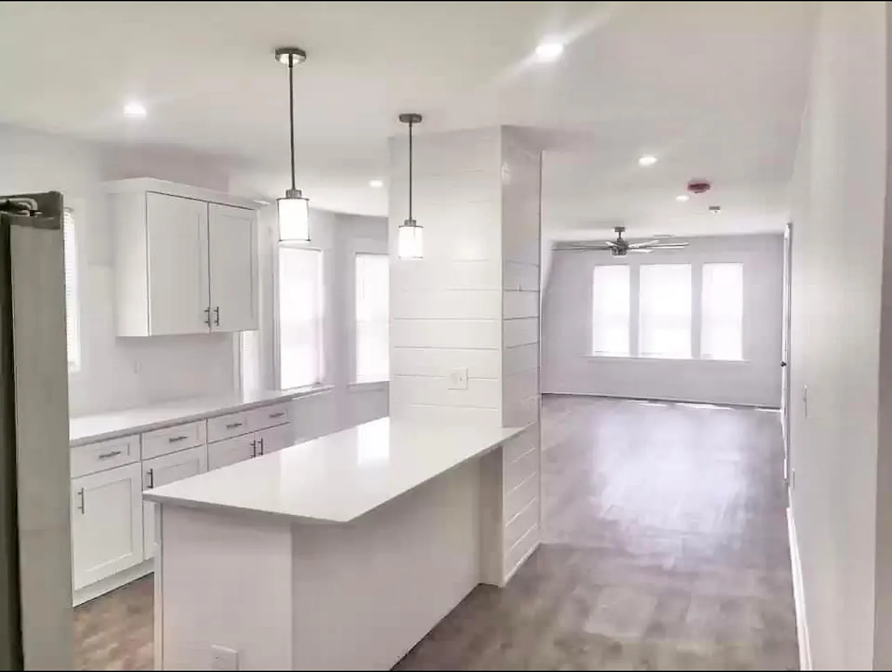 3 bed, 1509 sqft, $2,400 — Photo 2
