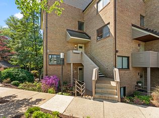 11120 Harbor Ct #1120, Reston, VA 20191