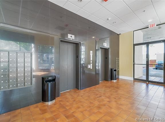 5th image of 911 E Ponce De Leon Blvd APT 1103